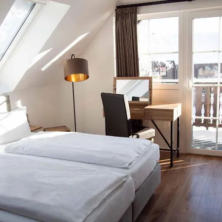 Strandberg's Onkel Tommys Hütte *