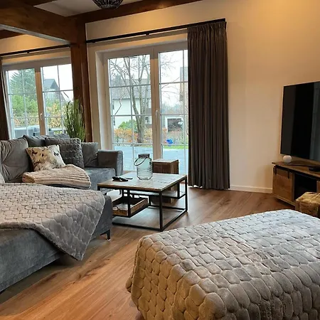 Strandberg's Onkel Tommys Huette בית נופש בראונלאגה